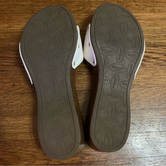Dr. Scholl's Shoes Dr Scholls Wood Grain White Flat Sandals Womens